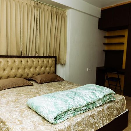 Rvr Home - Beautiful Rooms Bangalore Bagian luar foto