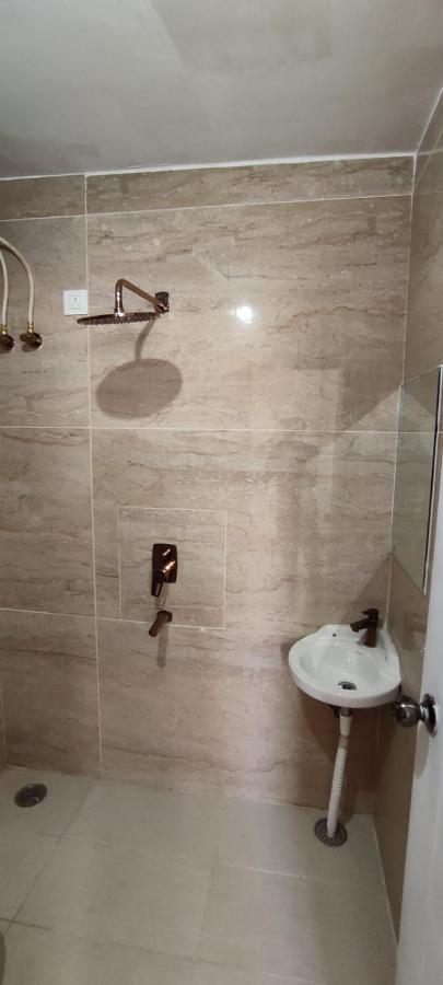 Rvr Home - Beautiful Rooms Bangalore Bagian luar foto