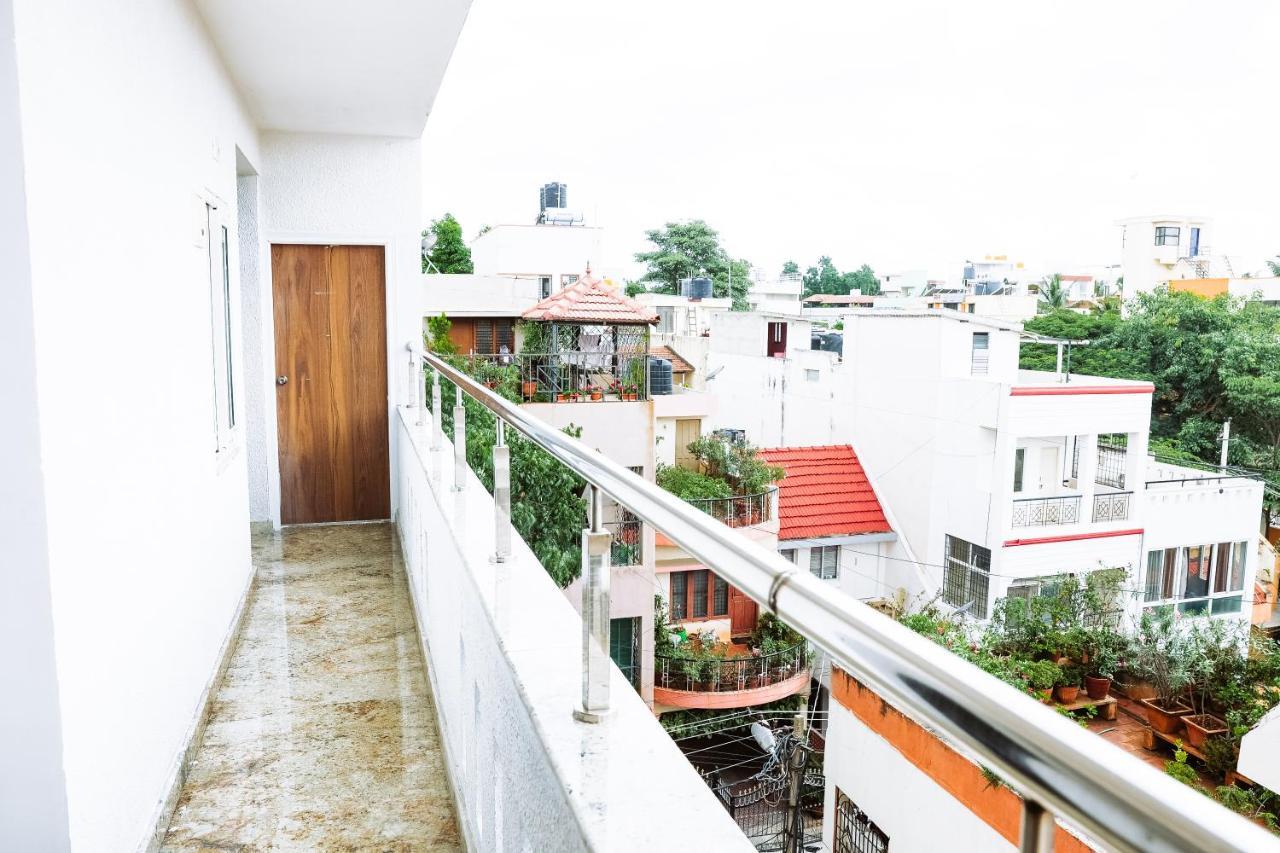Rvr Home - Beautiful Rooms Bangalore Bagian luar foto