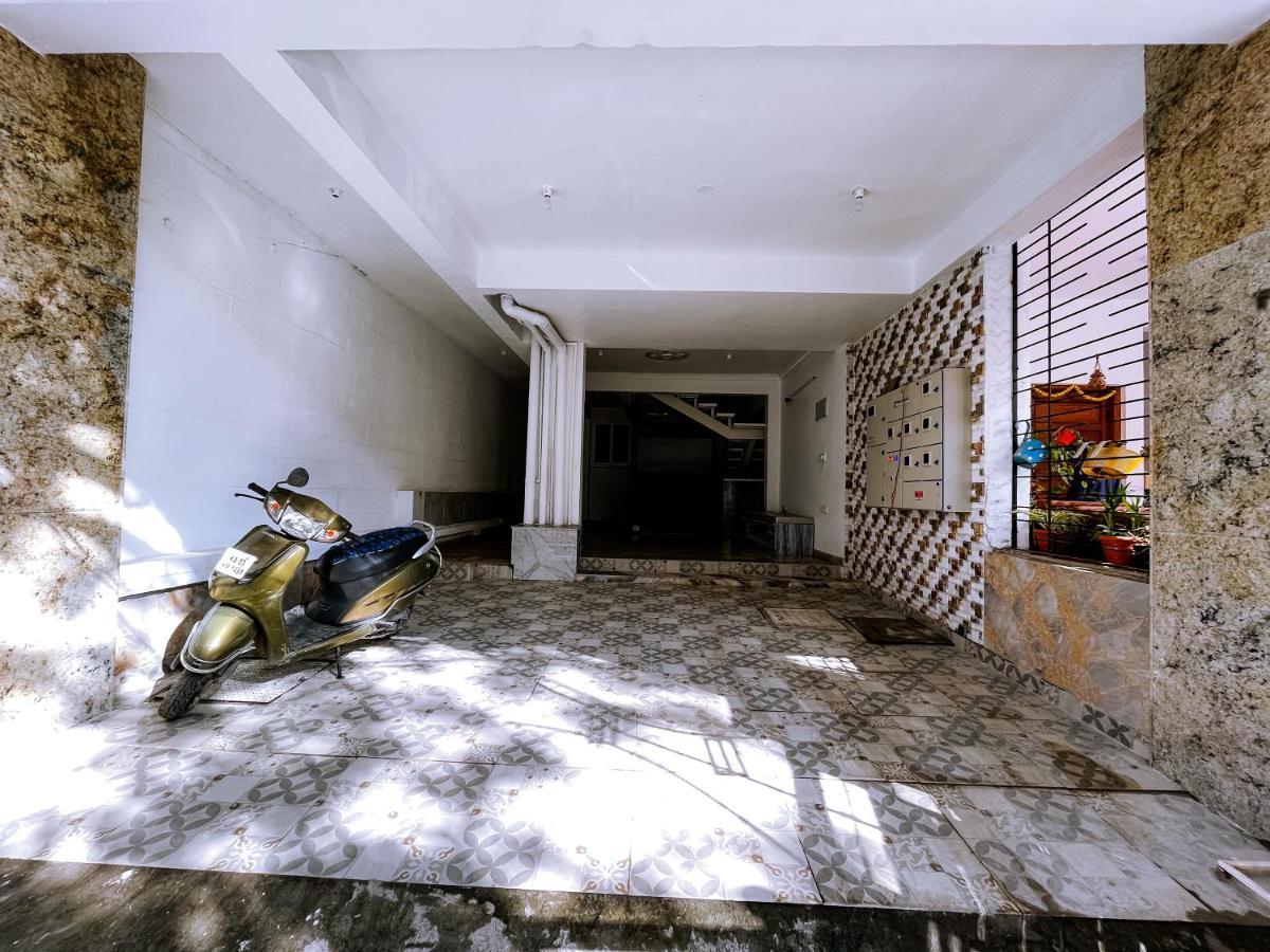Rvr Home - Beautiful Rooms Bangalore Bagian luar foto