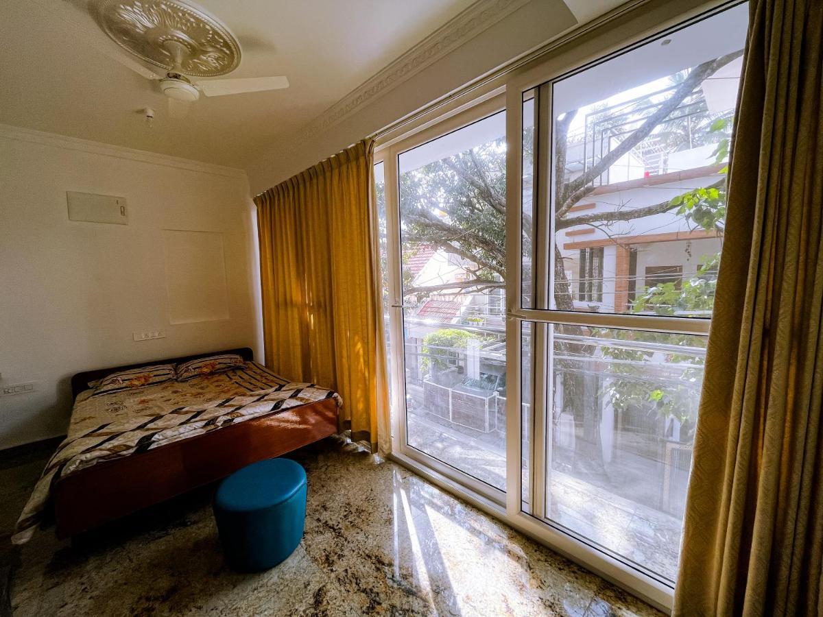 Rvr Home - Beautiful Rooms Bangalore Bagian luar foto